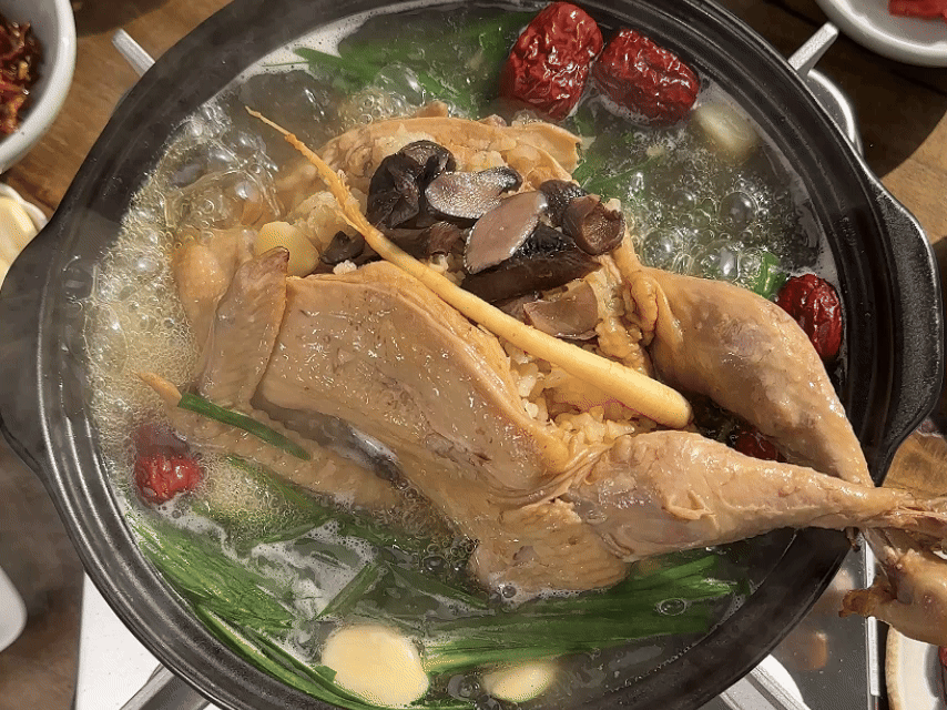 [3팩 무료배송]영양가득 능이삼계탕으로 몸보신하세요
