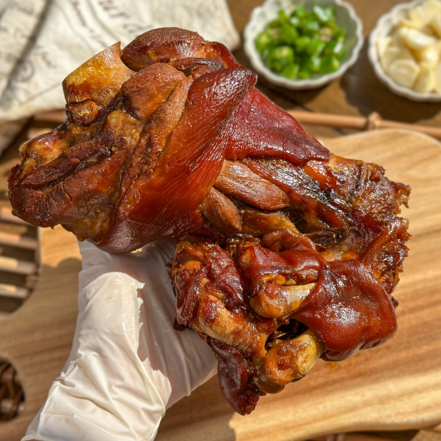 최상급 족발! 배달보다 더 큰 대 통족발 1.1kg
